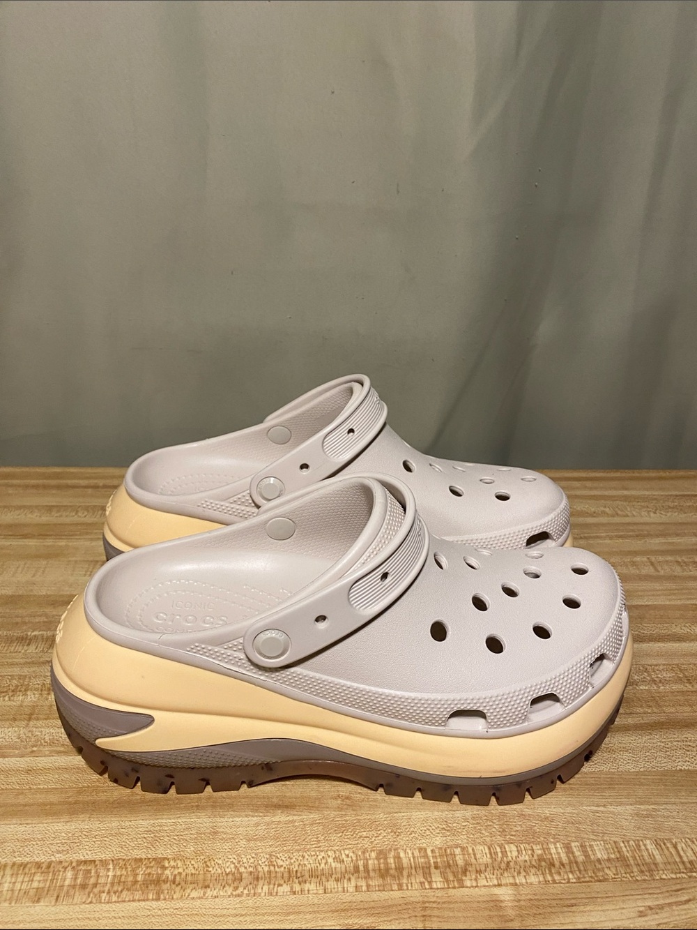 Crocs  Mega Crush Clogs Almond Tint/Muti Color Vegan Construction  M 9/W 11